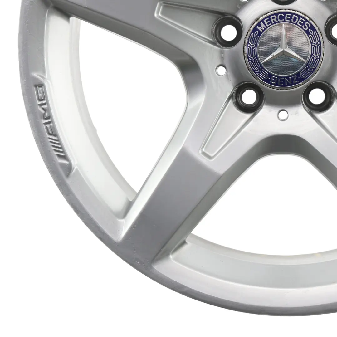 Llanta aleación plateada trasera 18" ET:36 8,5J para Mercedes R172 con número de pieza A1724012702 Mercedes R172 Llanta aleación plateada trasera 18" ET:36 8,5J - SKU A1724012702-1 - Número de pieza A1724012702