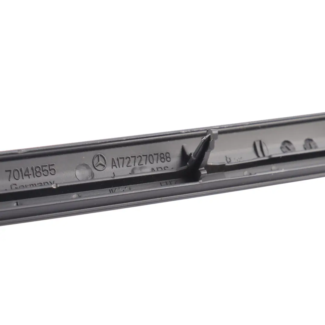 Tür Vorne Links Fenster Schiene Führung Dichtung für Mercedes R172 mit Teilenummer A1727270788 Mercedes R172 Tür Vorne Links Fenster Schiene Führung Dichtung - SKU A1727270788 - Teilenummer A1727270788