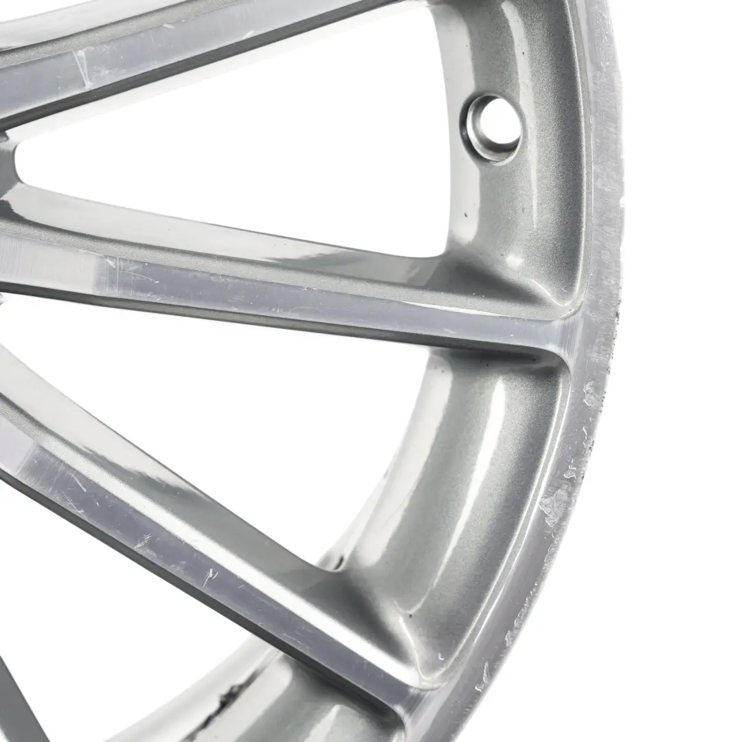 Felga Aluminiowa 18" 14 Szprych ET:52 7.5J do Mercedes W176 AMG o numerze A1764010200 Mercedes W176 AMG Felga Aluminiowa 18" 14 Szprych ET:52 7.5J - SKU A1764010200-2 - Numer Części A1764010200