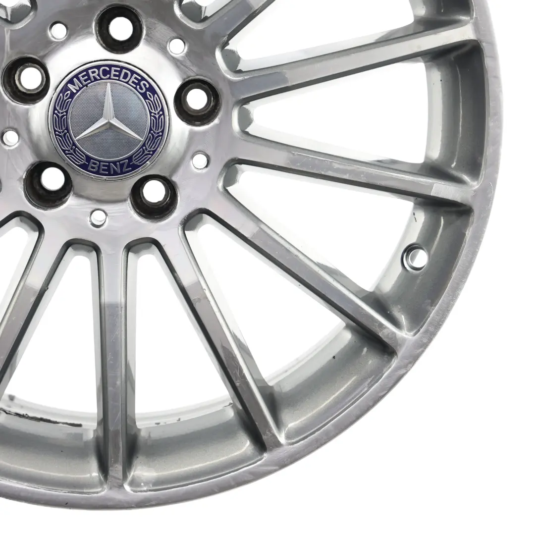 Jante alliage 18" 14 Parler ET:52 7.5J pour Mercedes W176 AMG à propos du numéro de pièce A1764010200 Mercedes W176 AMG Jante alliage 18" 14 Parler ET:52 7.5J - SKU A1764010200-4 - Numéro de pièce A1764010200