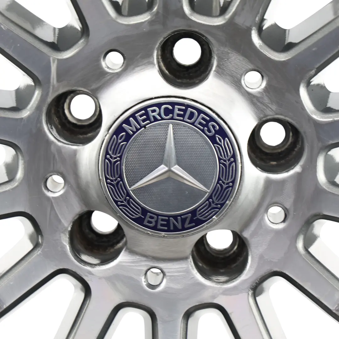 Cerchio in lega 18" 14 razze ET:52 7.5J per Mercedes W176 AMG con numero di parte A1764010200 Mercedes W176 AMG Cerchio in lega 18" 14 razze ET:52 7.5J - SKU A1764010200-4 - Numero di parte A1764010200