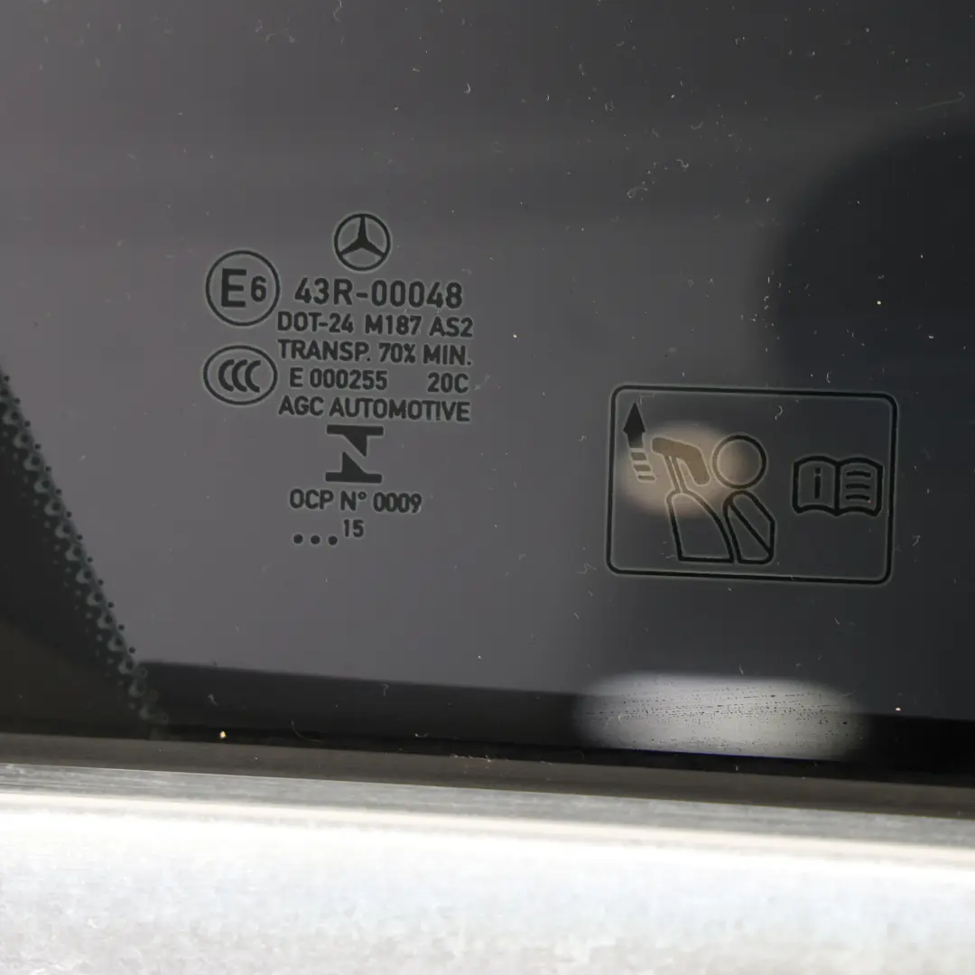 Tür Hinten Rechts A-Klasse Polarsilber Metallic - 761 für Mercedes W176 mit Teilenummer A1767300205 Mercedes W176 Tür Hinten Rechts A-Klasse Polarsilber Metallic - 761 - SKU A1767300205-PLS1 - Teilenummer A1767300205