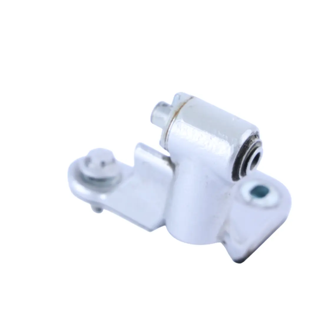 Zawias Drzwi Tylnych Dolny Prawy Tył Polar Silver - 761 do Mercedes W176 o numerze A1767300437 Mercedes W176 Zawias Drzwi Tylnych Dolny Prawy Tył Polar Silver - 761 - SKU A1767300437-PLS - Numer Części A1767300437