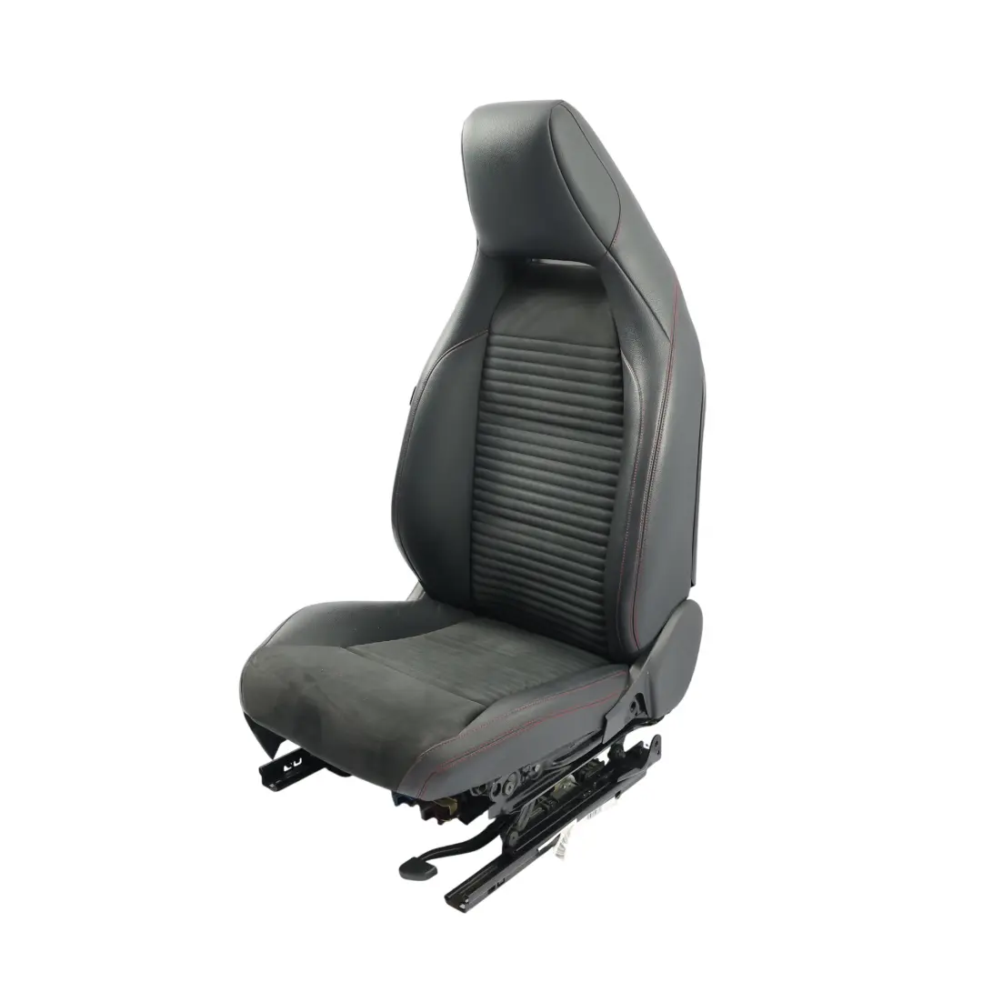 Siège Avant Droit Microfibre Imitation Cuir pour Mercedes X117 W176 à propos du numéro de pièce A1769109201 Mercedes X117 W176 Siège Avant Droit Microfibre Imitation Cuir - SKU A1769109201-1 - Numéro de pièce A1769109201