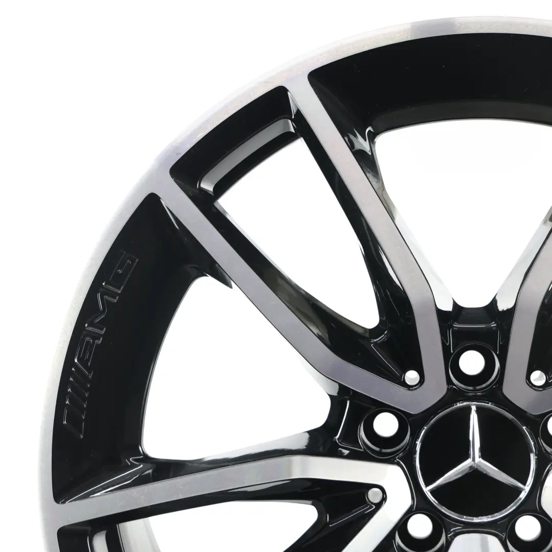 Felge Leichtmetall 19" 8J ET:40 für Mercedes W177 V177 AMG mit Teilenummer A1774012000 Mercedes W177 V177 AMG Felge Leichtmetall 19" 8J ET:40 - SKU A1774012000 - Teilenummer A1774012000