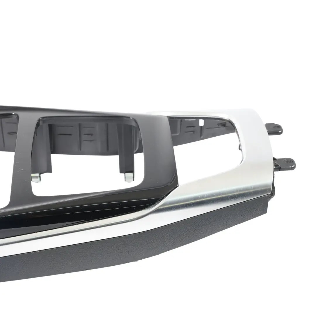 Couvercle Console Garniture Boîte vitesses Cadre pour Mercedes W177 à propos du numéro de pièce A1776802004 Mercedes W177 Couvercle Console Garniture Boîte vitesses Cadre - SKU A1776802004-1 - Numéro de pièce A1776802004