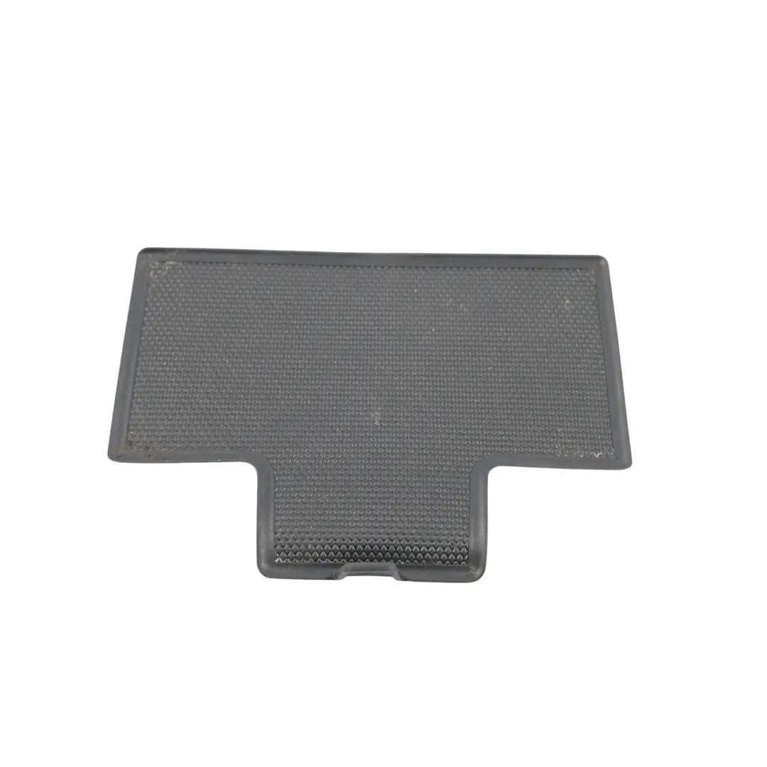 Mercedes C118 Tappetino Gomma Vano Portaoggetti Console Centrale - SKU A1776892100 - Numero di parte A1776892100