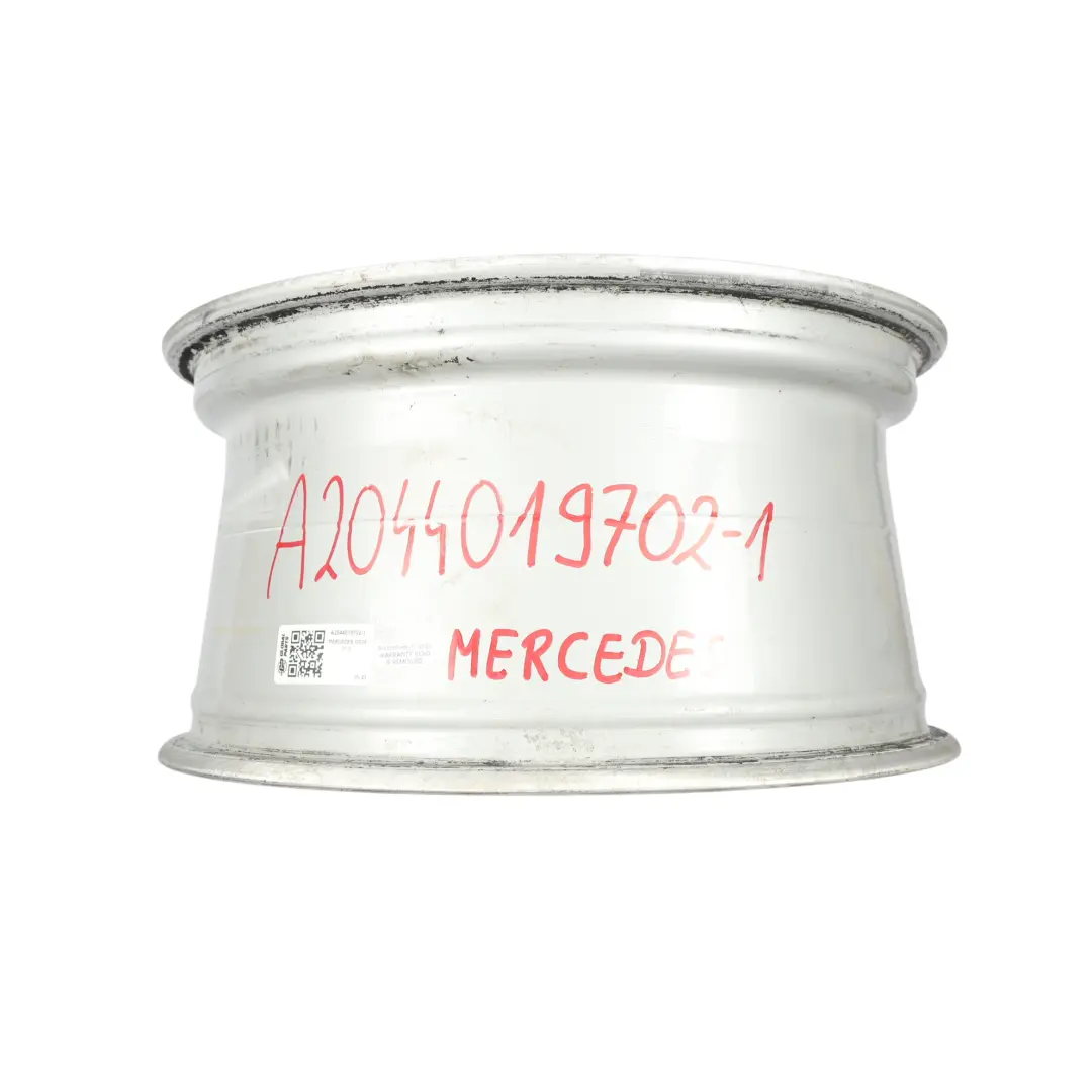 llanta trasera de aleación de plata 17 "8.5J ET:58 para Mercedes W204 AMG con número de pieza A2044019702 Mercedes W204 AMG llanta trasera de aleación de plata 17 "8.5J ET:58 - SKU A2044019702-1 - Número de pieza A2044019702