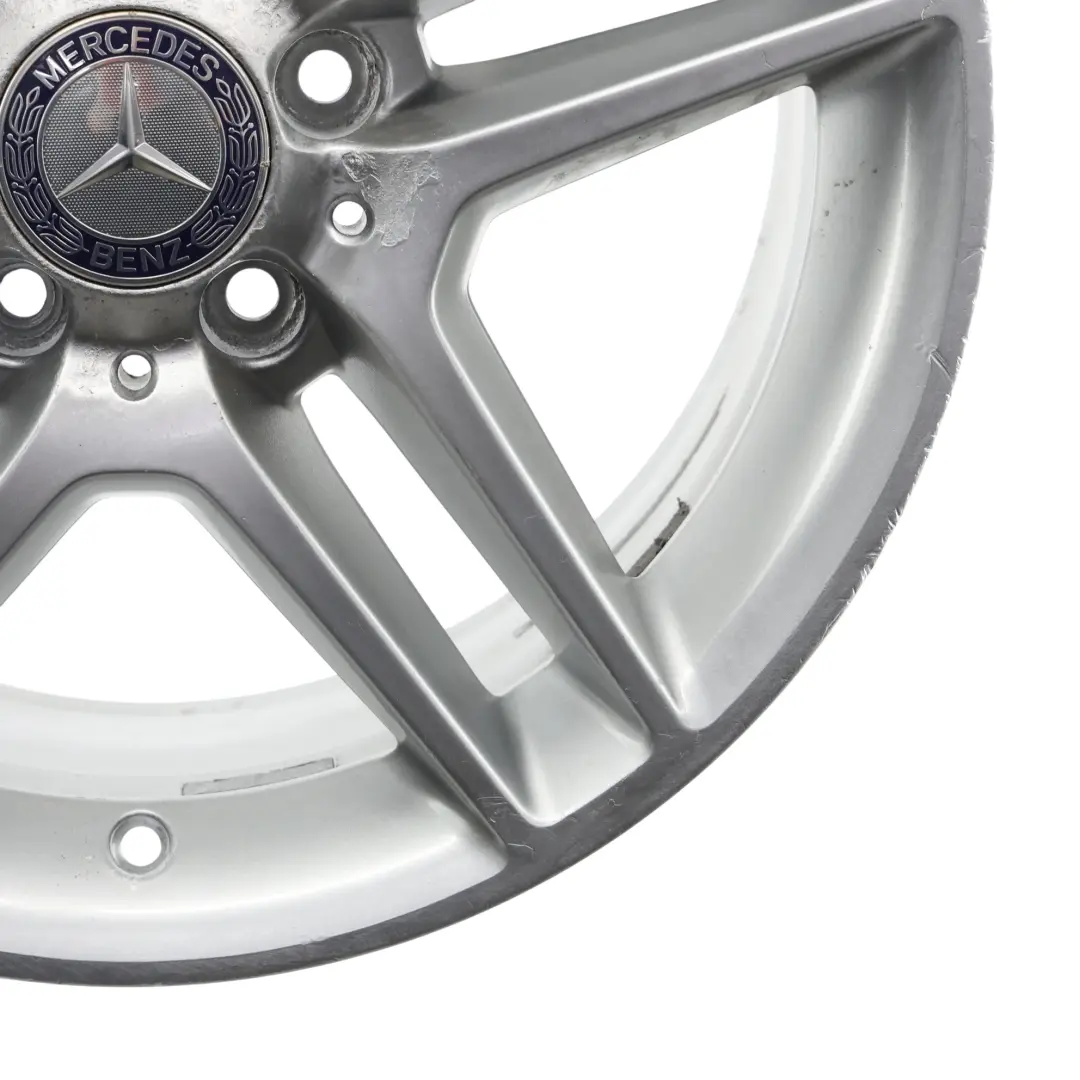 Felge hinten silber 17" 8.5J ET:58 für Mercedes W204 AMG mit Teilenummer A2044019702 Mercedes W204 AMG Felge hinten silber 17" 8.5J ET:58 - SKU A2044019702-1 - Teilenummer A2044019702