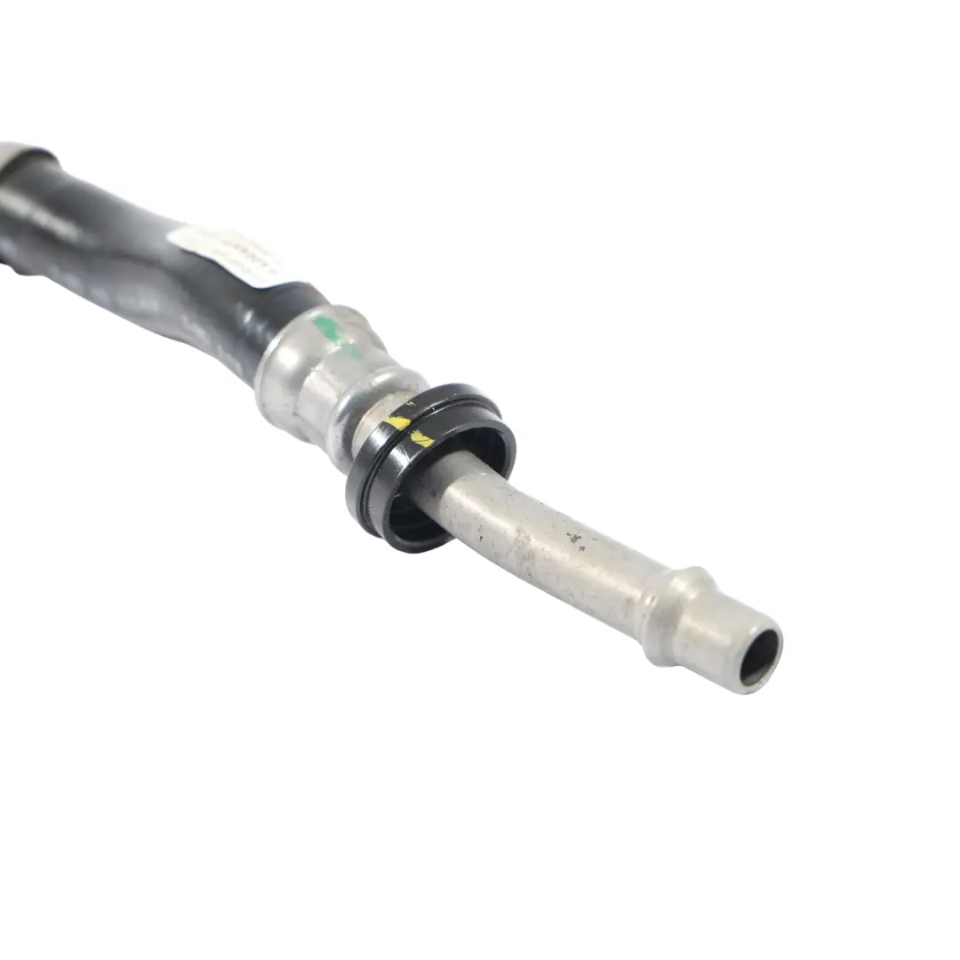 Mercedes W205 Tuyau Refroidisseur Huile Vitesses Automatique M264 - SKU A2052705202 - Numéro de pièce A2052705202