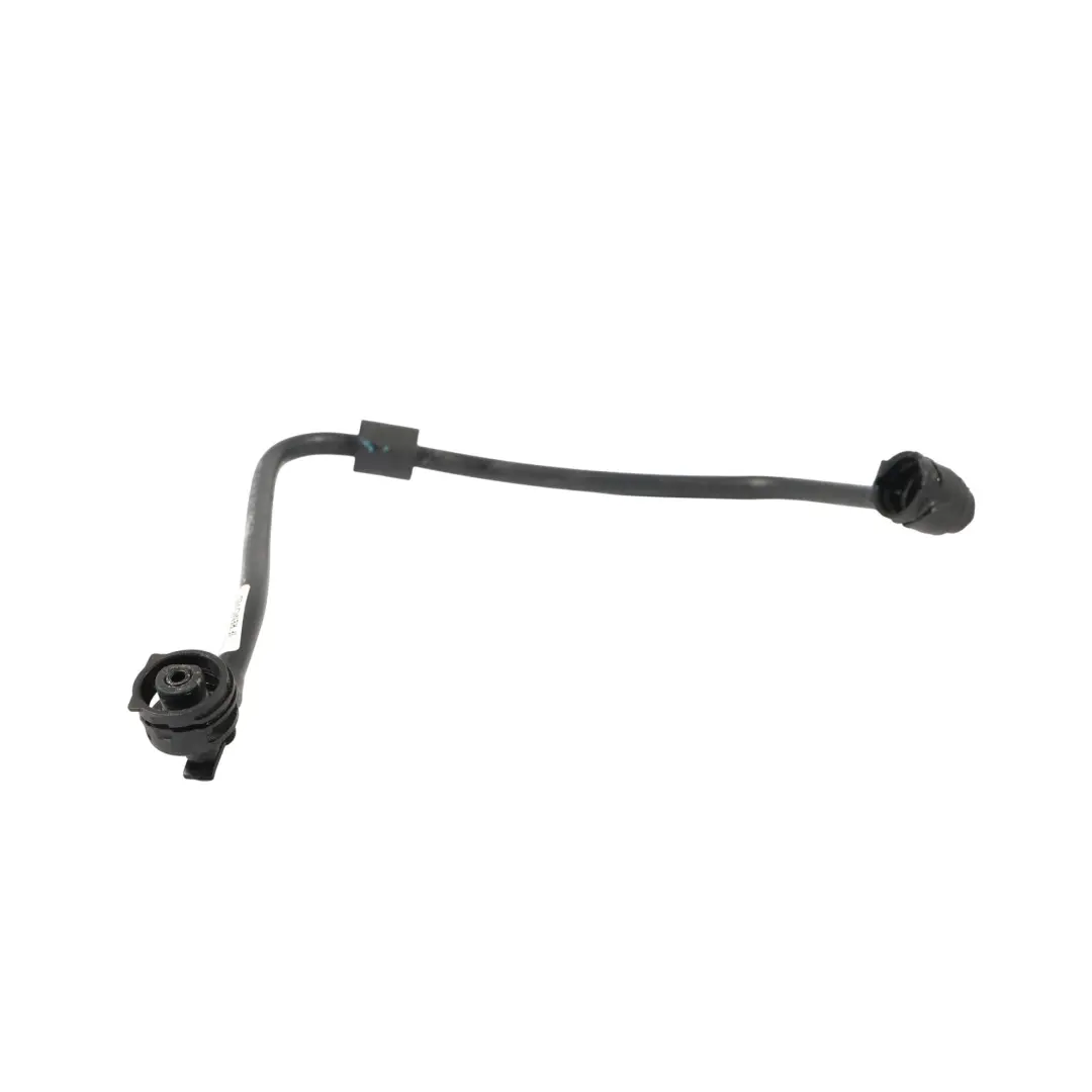 Wąż Przewód Wężyk Odpowietrzający Chłodnicy do Mercedes W205 o numerze A2055018701 Mercedes W205 Wąż Przewód Wężyk Odpowietrzający Chłodnicy - SKU A2055018701 - Numer Części A2055018701