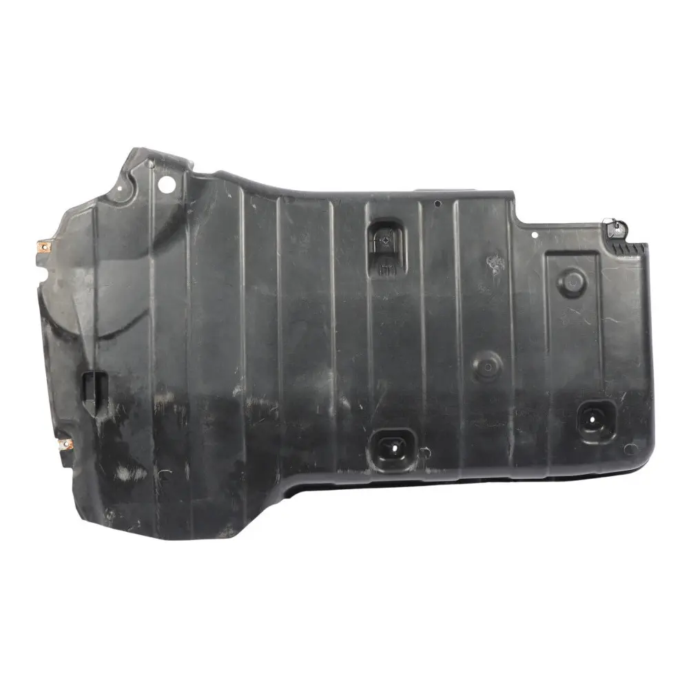 Protección Cubierta Inferior Trasera A20569025 para Mercedes W205 con número de pieza A2056906305 Mercedes W205 Protección Cubierta Inferior Trasera A20569025 - SKU A2056906305 - Número de pieza A2056906305