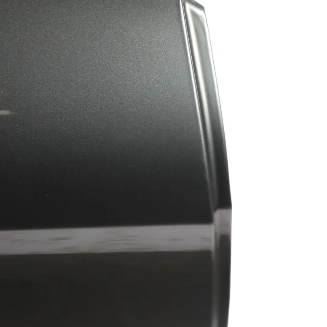 Puerta Trasera Derecha Gris Selenita Metalizado - 992 para Mercedes W205 con número de pieza A2057300205 Mercedes W205 Puerta Trasera Derecha Gris Selenita Metalizado - 992 - SKU A2057300205-SEL2 - Número de pieza A2057300205