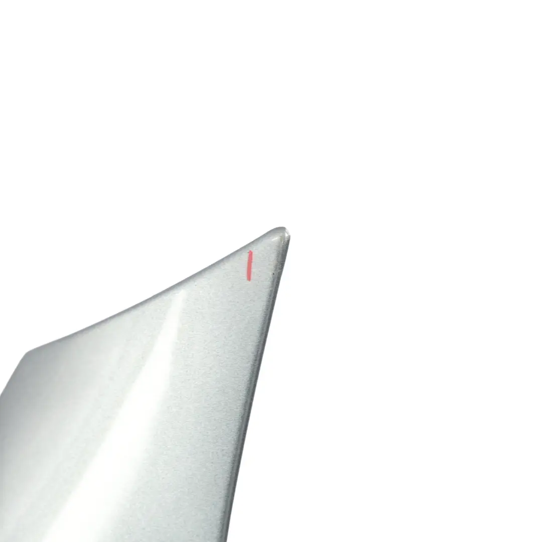 Parafango Anteriore Sinistro Selenite Grey Grigio - 992 per Mercedes W205 con numero di parte A2058800118 Mercedes W205 Parafango Anteriore Sinistro Selenite Grey Grigio - 992 - SKU A2058800118-SEL1 - Numero di parte A2058800118