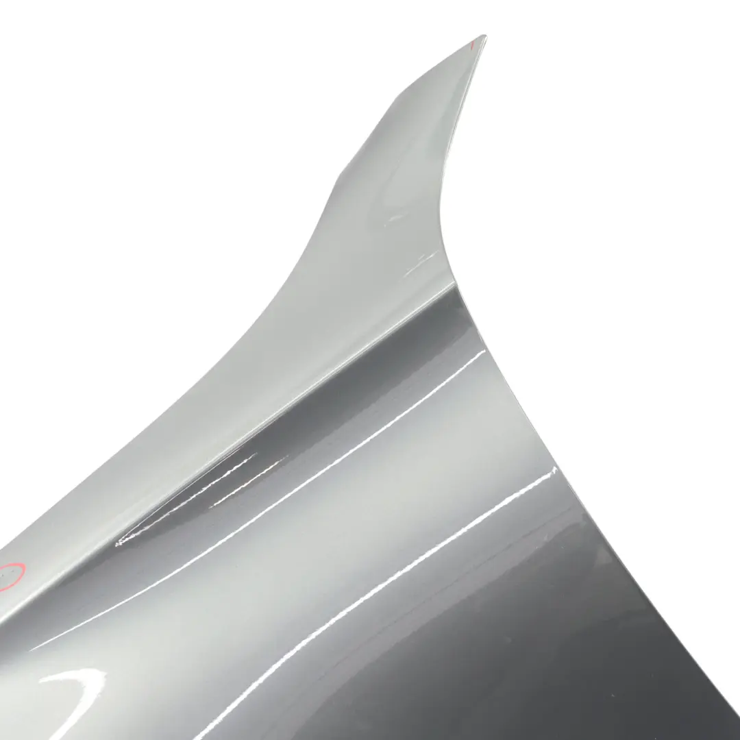 Parafango Anteriore Sinistro Selenite Grey Grigio - 992 per Mercedes W205 con numero di parte A2058800118 Mercedes W205 Parafango Anteriore Sinistro Selenite Grey Grigio - 992 - SKU A2058800118-SEL1 - Numero di parte A2058800118