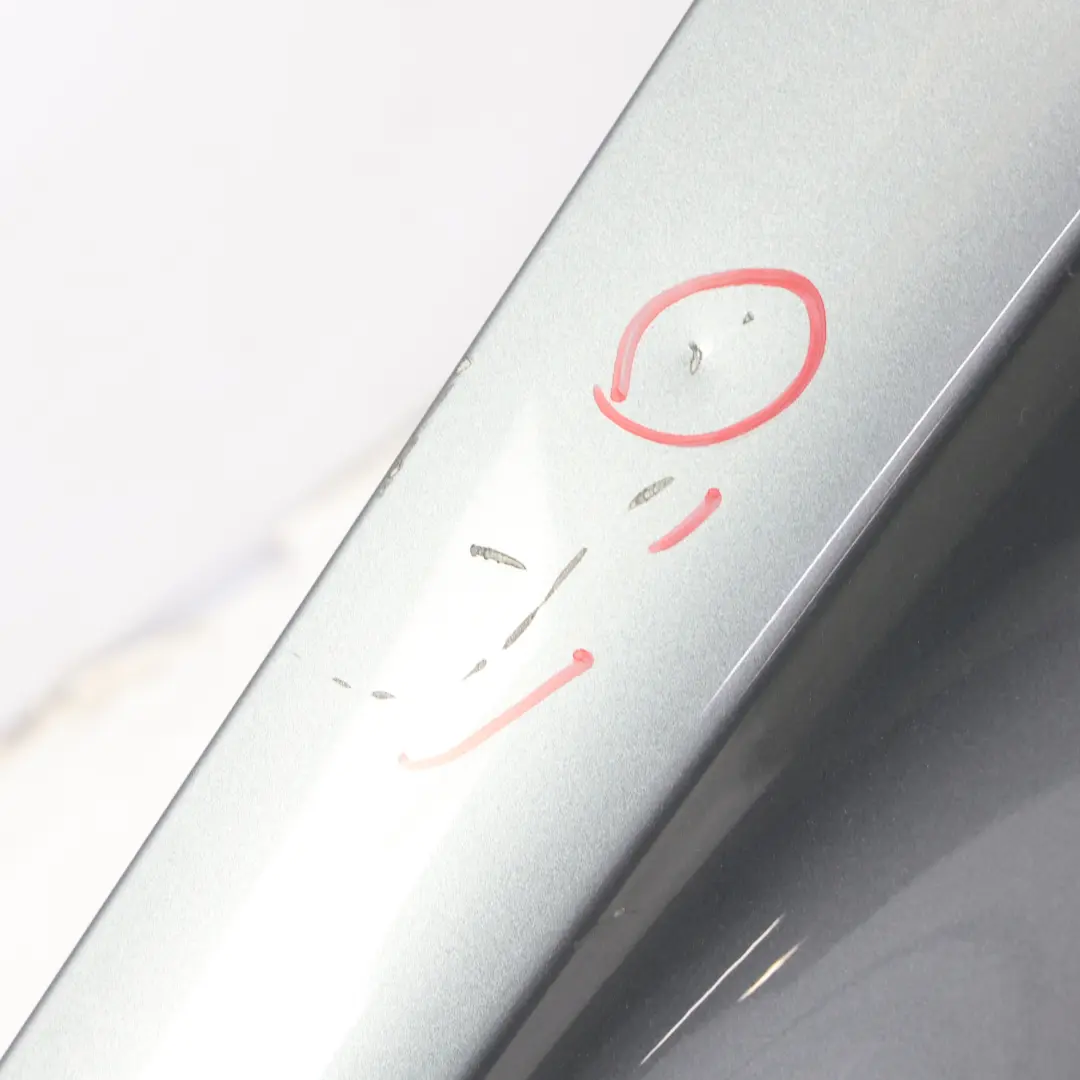 Panneau D'Aile Avant Gauche Selenite Gris Métallisé - 992 pour Mercedes W205 à propos du numéro de pièce A2058800118 Mercedes W205 Panneau D'Aile Avant Gauche Selenite Gris Métallisé - 992 - SKU A2058800118-SEL1 - Numéro de pièce A2058800118