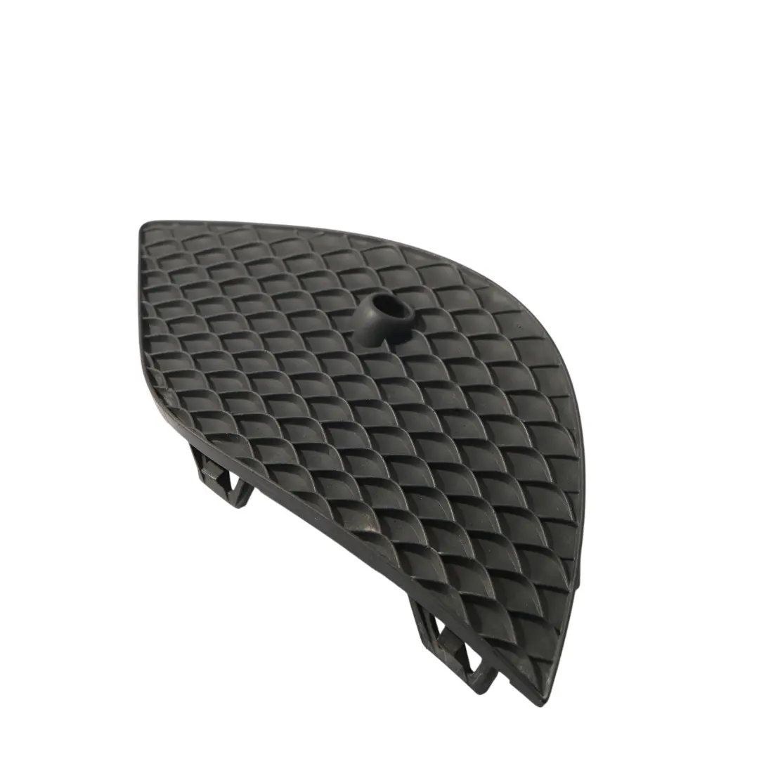 Paraurti Anteriore Griglia Pannello PDC Sinistro per Mercedes W205 con numero di parte A2058855901 Mercedes W205 Paraurti Anteriore Griglia Pannello PDC Sinistro - SKU A2058855901 - Numero di parte A2058855901