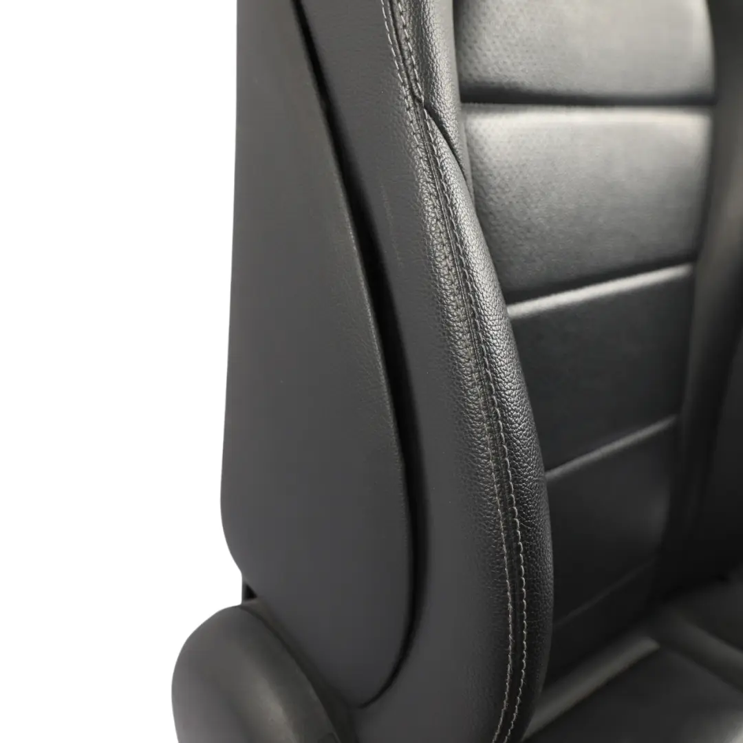 Fotel Przedni Prawy Czarny Skórzany Podgrzewany z Pamięcią do Mercedes W205 o numerze A2059101147 Mercedes W205 Fotel Przedni Prawy Czarny Skórzany Podgrzewany z Pamięcią - SKU A2059101147-5 - Numer Części A2059101147