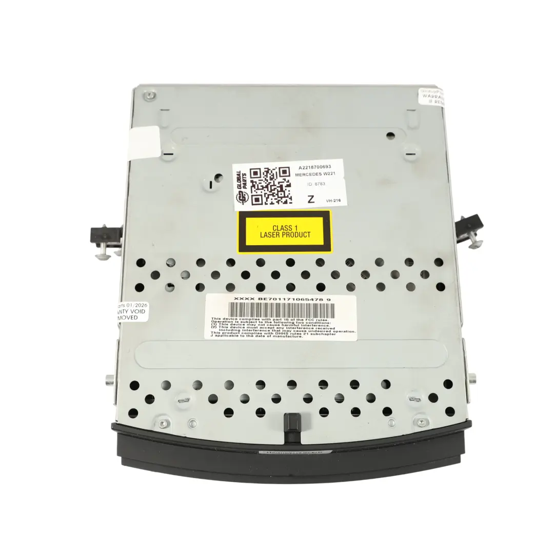 Navigation CD DVD Player Wechsler Einheit für Mercedes W221 mit Teilenummer A2218700693 Mercedes W221 Navigation CD DVD Player Wechsler Einheit - SKU A2218700693 - Teilenummer A2218700693