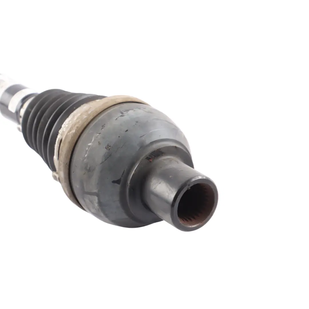 Eje motriz Mercedes W176 W246 M607 Eje delantero derecho Manual para con número de pieza A2463307700 Eje motriz Mercedes W176 W246 M607 Eje delantero derecho Manual - SKU A2463307700 - Número de pieza A2463307700