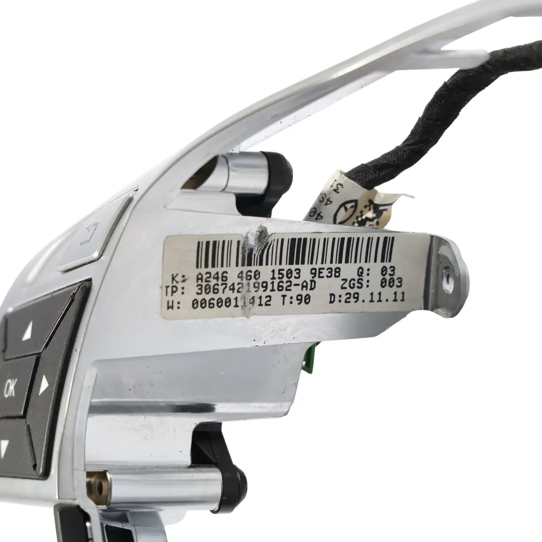 Interruptor Multifunción Botón Trim para Mercedes W204 Volante con número de pieza A2464601503 Mercedes W204 Volante Interruptor Multifunción Botón Trim - SKU A2464601503 - Número de pieza A2464601503