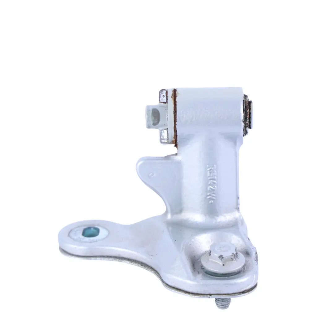 Bisagra Inferior Puerta Delantera Derecha Plata Polar - 761 para Mercedes W176 W246 con número de pieza A2467200437 Mercedes W176 W246 Bisagra Inferior Puerta Delantera Derecha Plata Polar - 761 - SKU A2467200437-PLS - Número de pieza A2467200437