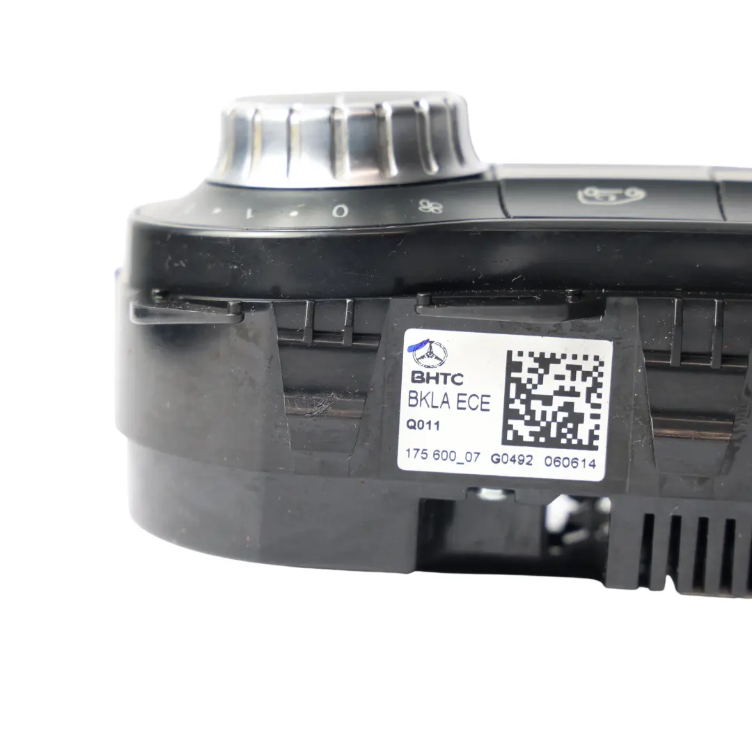 Mercedes W176 W246 Panneau Contrôle Climatique Interrupteur Chauffage Air Con - SKU A2469002208-1 - Numéro de pièce A2469002208