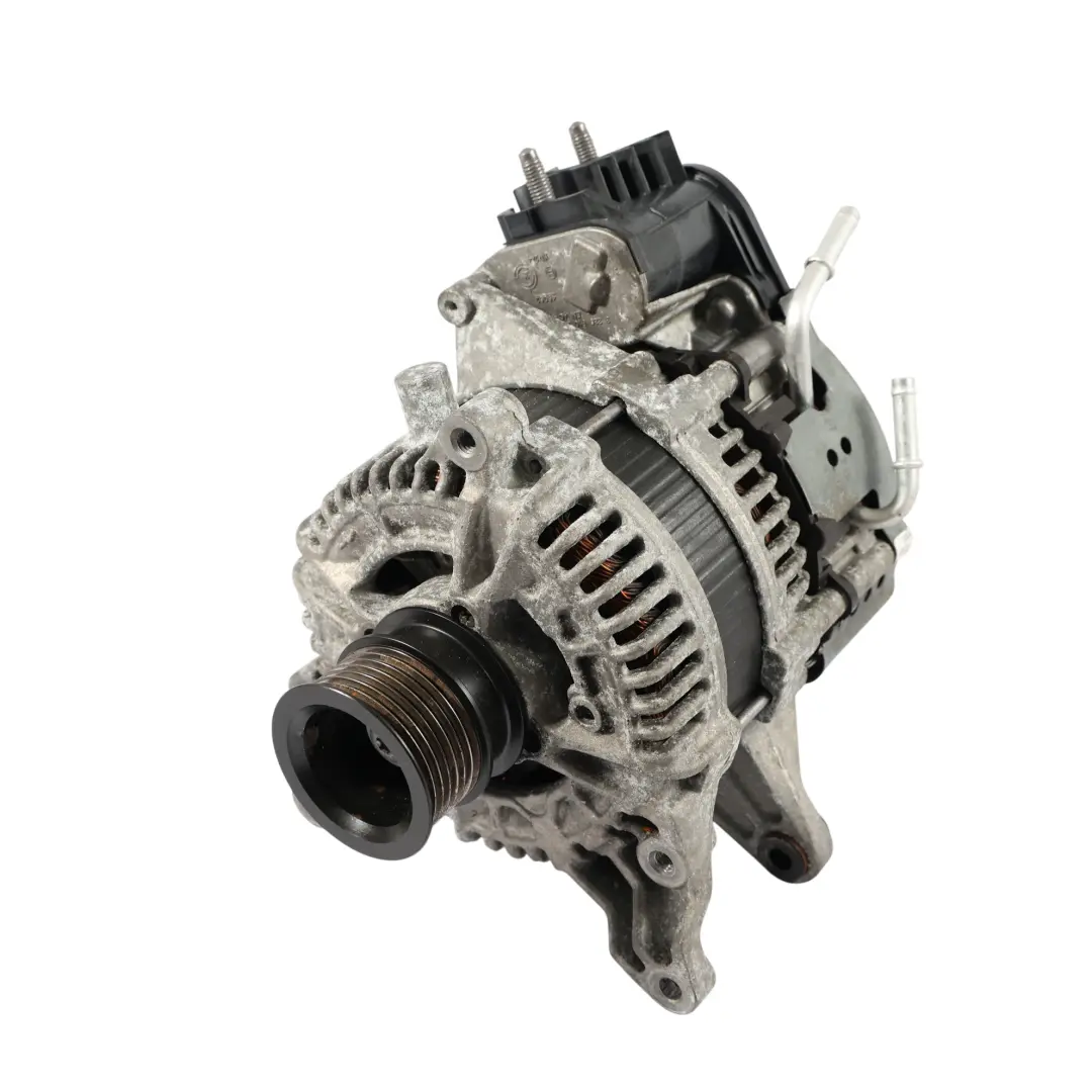 W253 W257 Alternateur Générateur Moteur M264 pour Mercedes C205 W213 à propos du numéro de pièce A2649001800 Mercedes C205 W213 W253 W257 Alternateur Générateur Moteur M264 - SKU A2649001800 - Numéro de pièce A2649001800