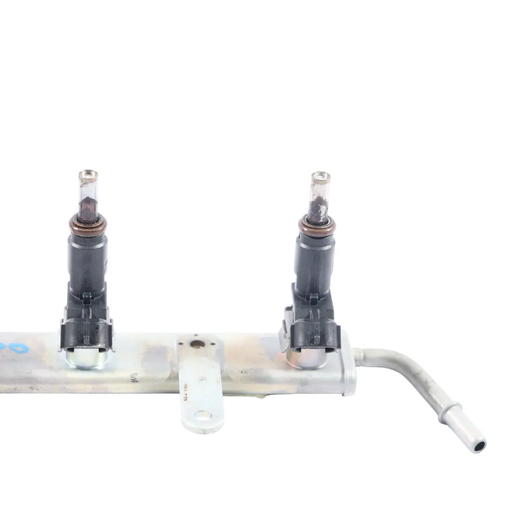 C453 2019 FORTWO 52KW Distributore Carburante Ugelli Iniettori per Smart con numero di parte A2810700395 Smart C453 2019 FORTWO 52KW Distributore Carburante Ugelli Iniettori - SKU A2810700395 - Numero di parte A2810700395