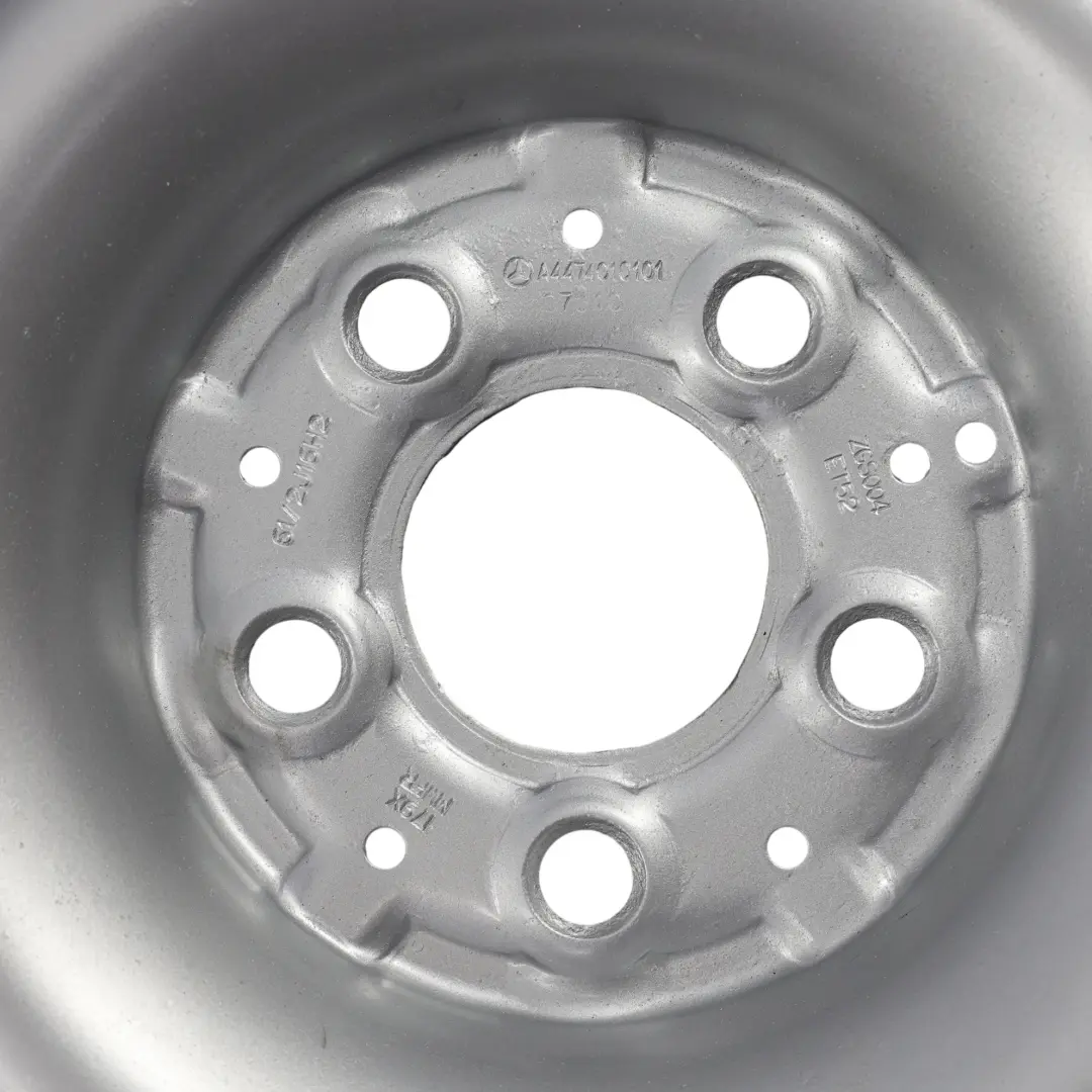 Cerchio ruota in acciaio 16" 6.5J ET:52 per Mercedes Vito W447 con numero di parte A4474010101 Mercedes Vito W447 Cerchio ruota in acciaio 16" 6.5J ET:52 - SKU A4474010101-2 - Numero di parte A4474010101