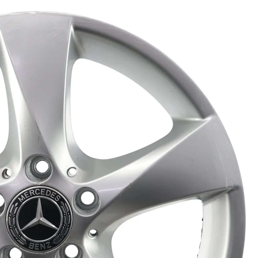 Argento Cerchio In Lega 17" 7J ET:51 per Mercedes Vito Viano W447 con numero di parte A4474012200 Mercedes Vito Viano W447 Argento Cerchio In Lega 17" 7J ET:51 - SKU A4474012200-1 - Numero di parte A4474012200