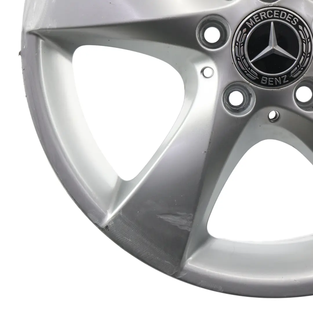 Silberne Leichtmetallfelge 17" 7J ET:51 für Mercedes Vito Viano W447 mit Teilenummer A4474012200 Mercedes Vito Viano W447 Silberne Leichtmetallfelge 17" 7J ET:51 - SKU A4474012200-1 - Teilenummer A4474012200