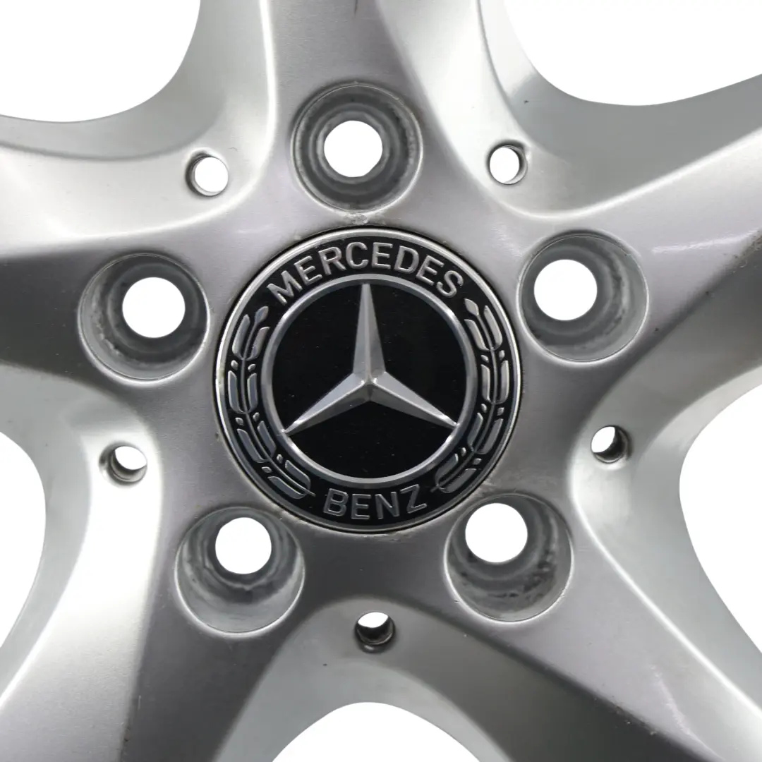Argento Cerchio In Lega 17" 7J ET:51 per Mercedes Vito Viano W447 con numero di parte A4474012200 Mercedes Vito Viano W447 Argento Cerchio In Lega 17" 7J ET:51 - SKU A4474012200-1 - Numero di parte A4474012200