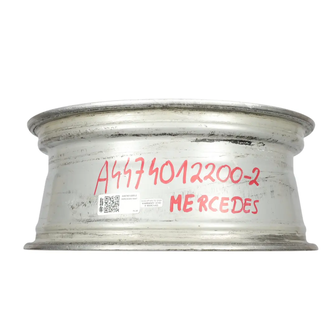 Srebrna Felga Aluminiowa 17" 7J ET:51 do Mercedes Vito Viano W447 o numerze A4474012200 Mercedes Vito Viano W447 Srebrna Felga Aluminiowa 17" 7J ET:51 - SKU A4474012200-2 - Numer Części A4474012200