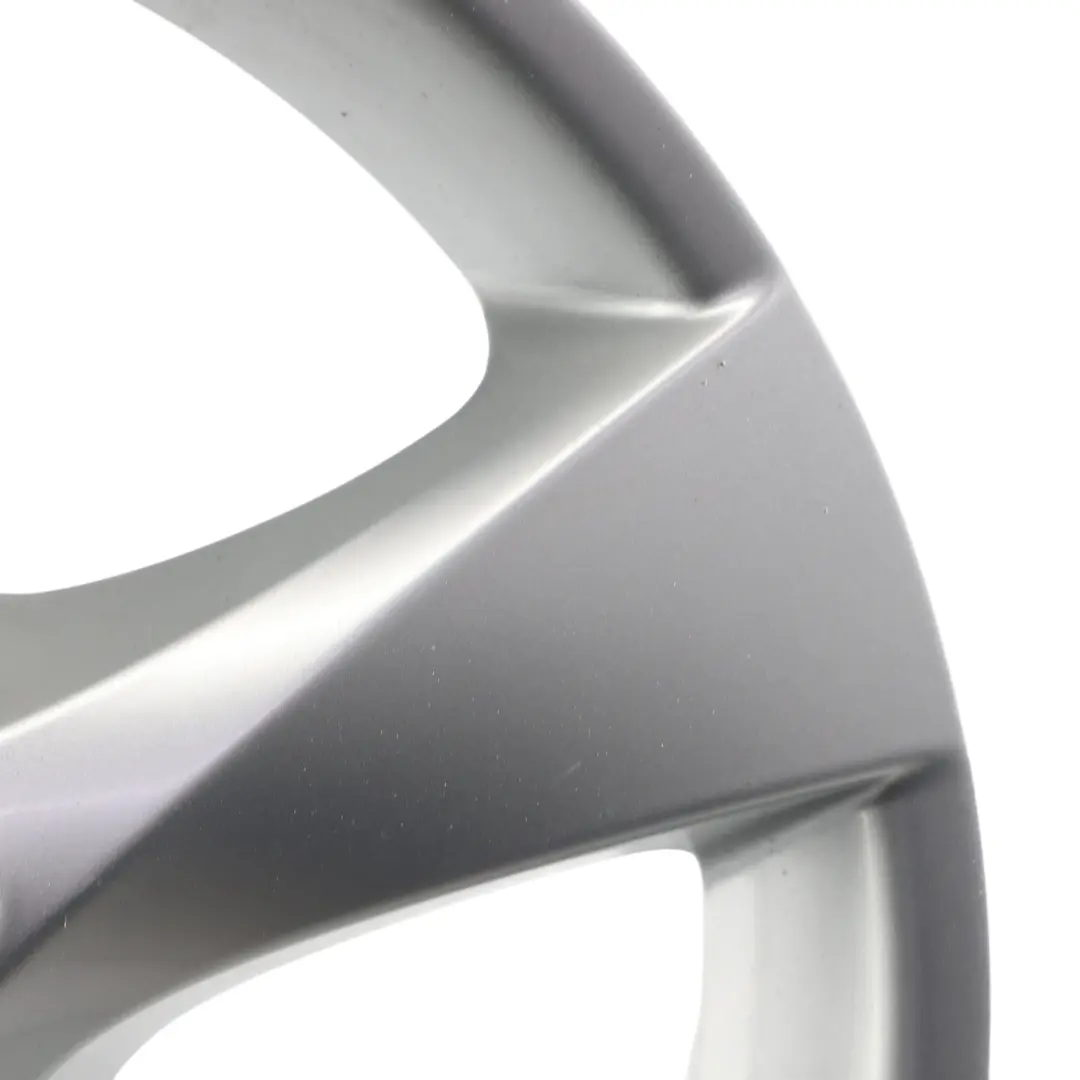 Alloy Rim 17" 7J ET:51 to Mercedes Vito Viano W447 Silver Wheel with Part number A4474012200 Mercedes Vito Viano W447 Silver Wheel Alloy Rim 17" 7J ET:51 - SKU A4474012200-3 - Part number A4474012200