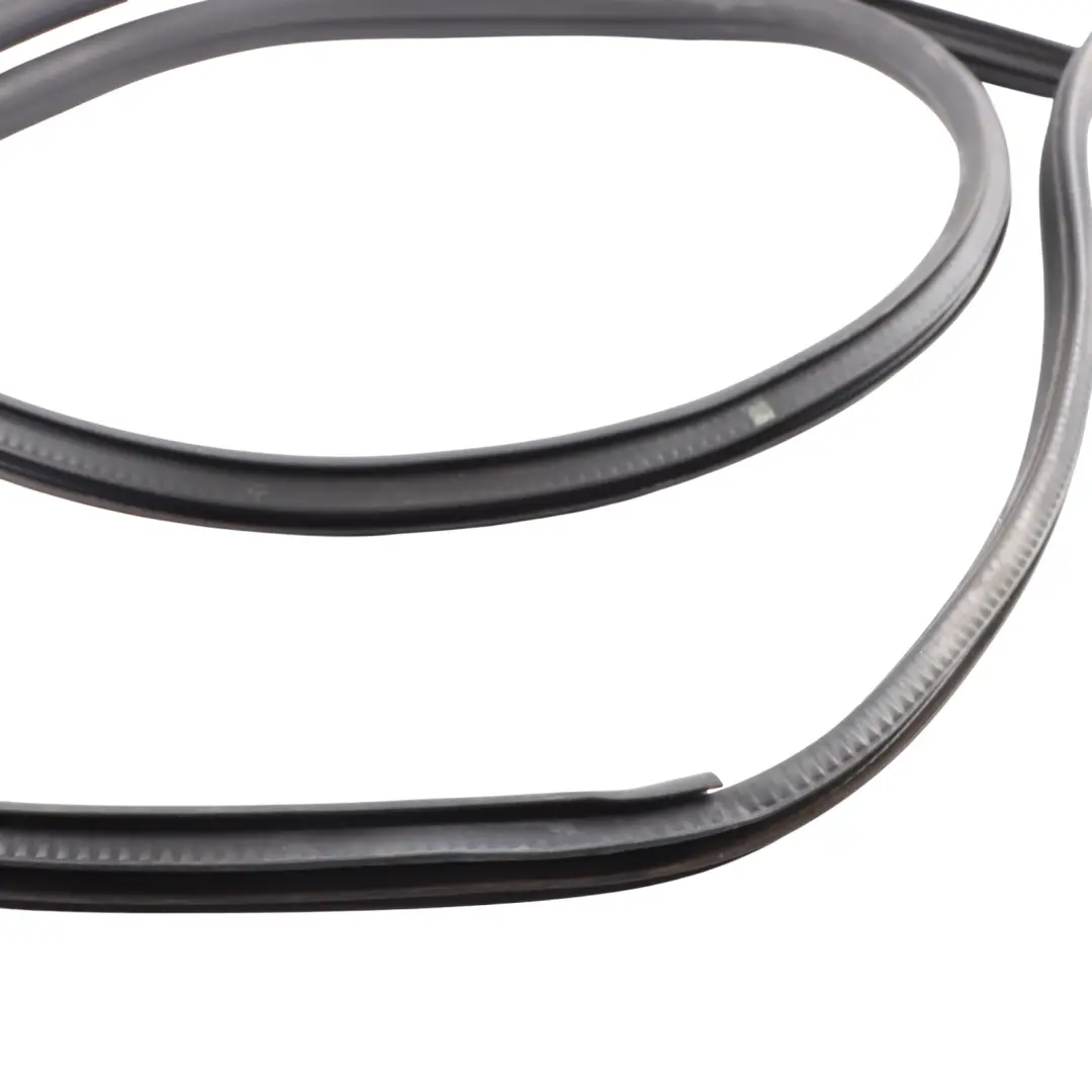 Sliding Door Seal Rubber Sealing Gasket Right O/S to Mercedes W447 with Part number A4477310300 Mercedes W447 Sliding Door Seal Rubber Sealing Gasket Right O/S - SKU A4477310300 - Part number A4477310300