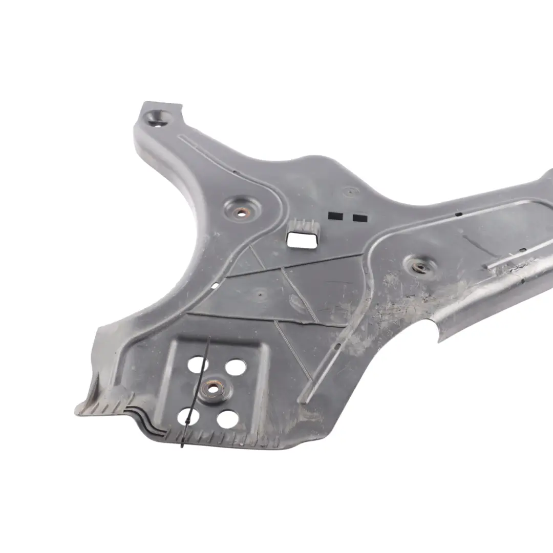 Mercedes W447 Rear Hub Cover Arch Splash Guard Right O/S - SKU A4478890400 - Part number A4478890400