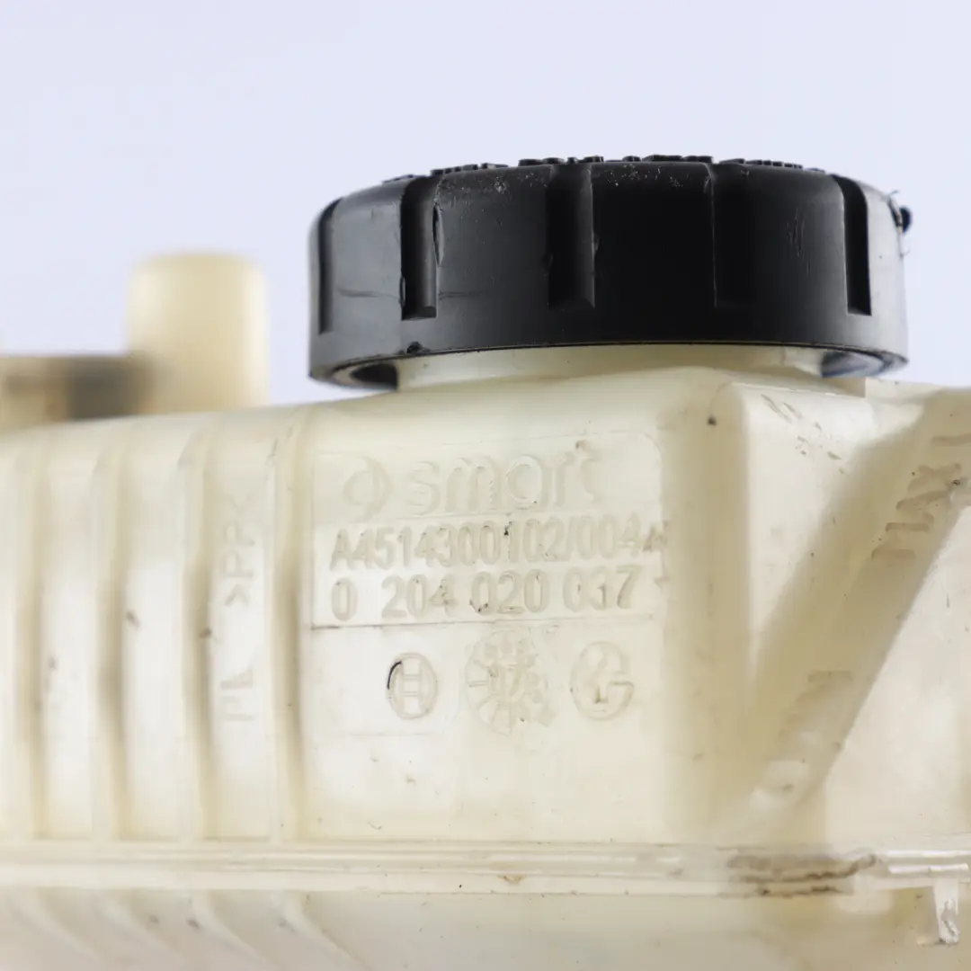 A451 C451 Brake Servo Fluid Reservoir Expansion Tank Bottle to Smart with Part number A4514300102 Smart A451 C451 Brake Servo Fluid Reservoir Expansion Tank Bottle - SKU RHD-A4514300102 - Part number A4514300102