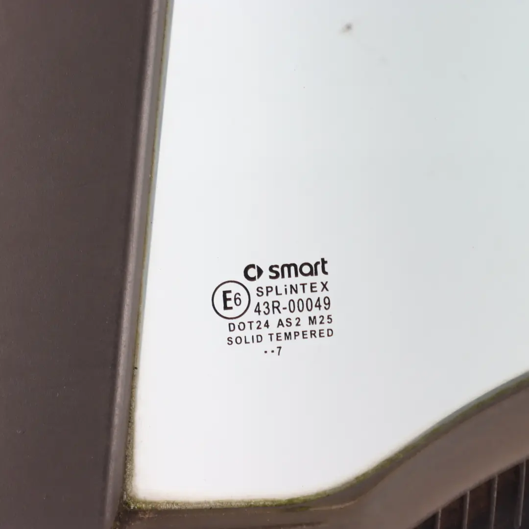 A451 Detachable Plug In Triangle Side Window Left N/S to Smart with Part number A4517200357 Smart A451 Detachable Plug In Triangle Side Window Left N/S - SKU A4517200357 - Part number A4517200357