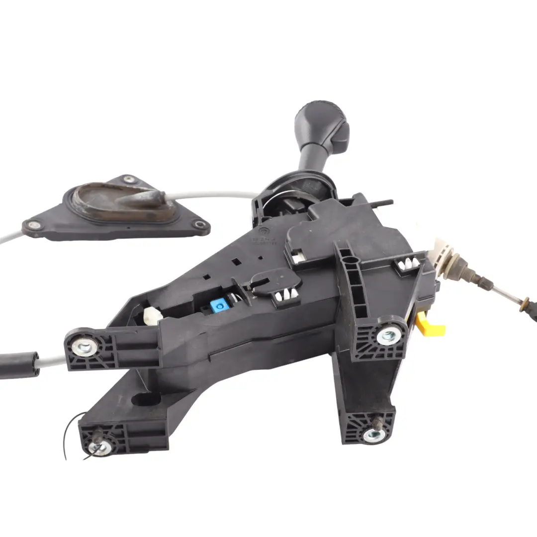 A453 Fortwo Center Linkage Shifter Gearshift Automatic to Smart with Part number A4532673100 Smart A453 Fortwo Center Linkage Shifter Gearshift Automatic - SKU A4532673100 - Part number A4532673100