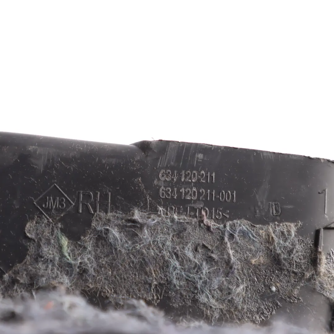 A453 B-Pillar Cover Trim Panel Moulding Right O/S to Smart with Part number A4536921400 Smart A453 B-Pillar Cover Trim Panel Moulding Right O/S - SKU A4536921400 - Part number A4536921400