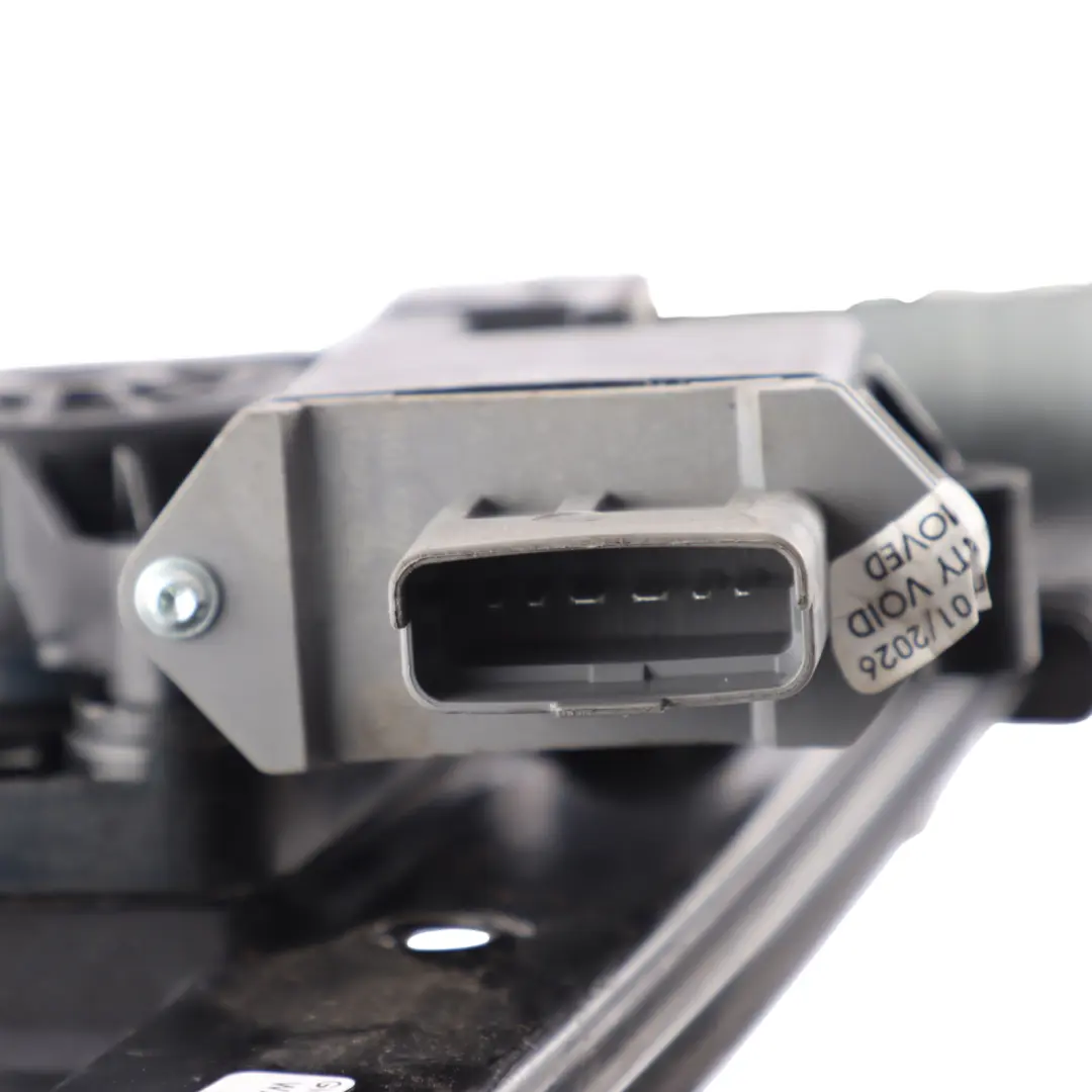 A453 Window Lifter Regulator Motor Front Left N/S to Smart Fortwo with Part number A4537200200 Smart Fortwo A453 Window Lifter Regulator Motor Front Left N/S - SKU A4537200200 - Part number A4537200200