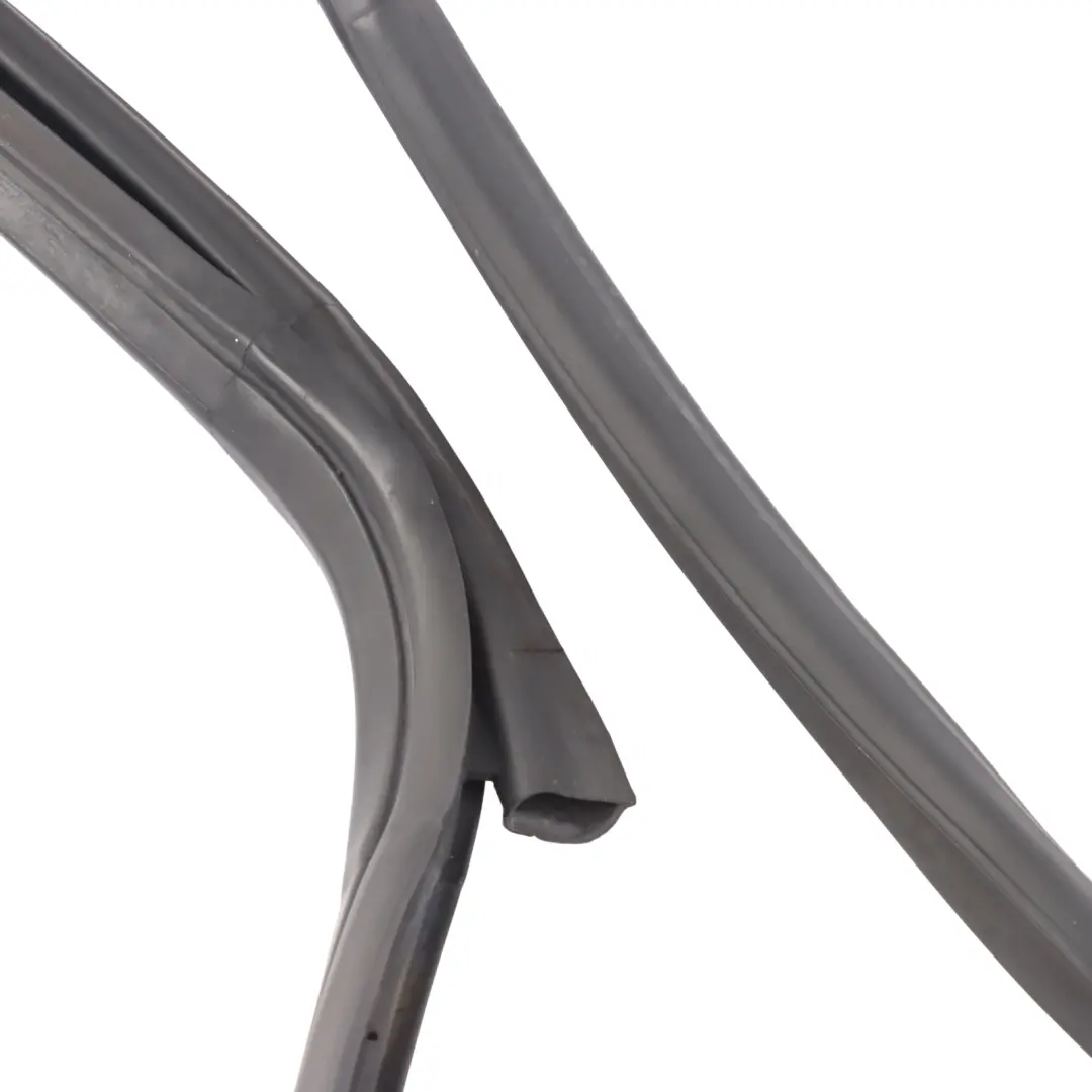 A453 Soft Top Roof Seal Side Panel Left N/S 08 to Smart with Part number A4537710198 Smart A453 Soft Top Roof Seal Side Panel Left N/S 08 - SKU A4537710198 - Part number A4537710198