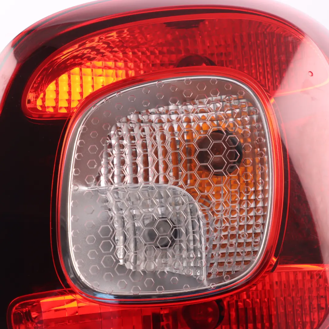C453 A453 Feu Arrière Couvercle Coffre Droit pour Smart Fortwo à propos du numéro de pièce A4539063200 Smart Fortwo C453 A453 Feu Arrière Couvercle Coffre Droit - SKU A4539063200 - Numéro de pièce A4539063200