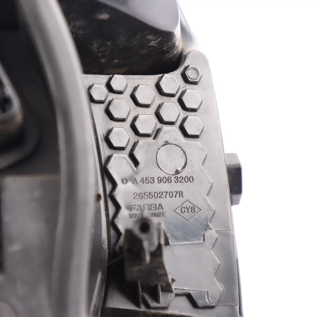 C453 A453 Rear Tail Light Boot Lid Lamp Right O/S to Smart Fortwo with Part number A4539063200 Smart Fortwo C453 A453 Rear Tail Light Boot Lid Lamp Right O/S - SKU A4539063200 - Part number A4539063200