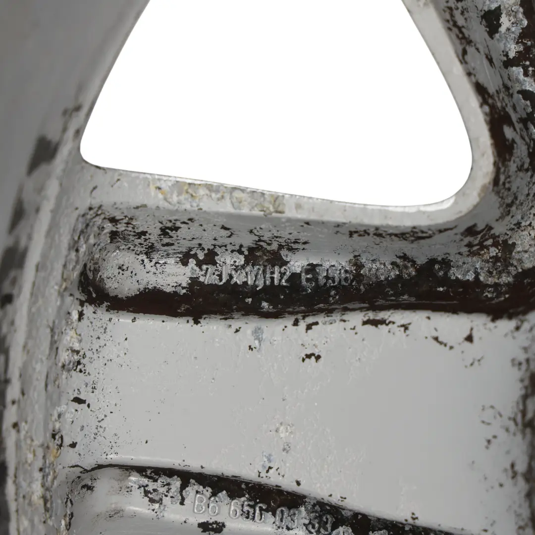 Mercedes Vito W639 jante alliage argent 17" 7J ET:56 - SKU A6394011902-1 - Numéro de pièce A6394011902