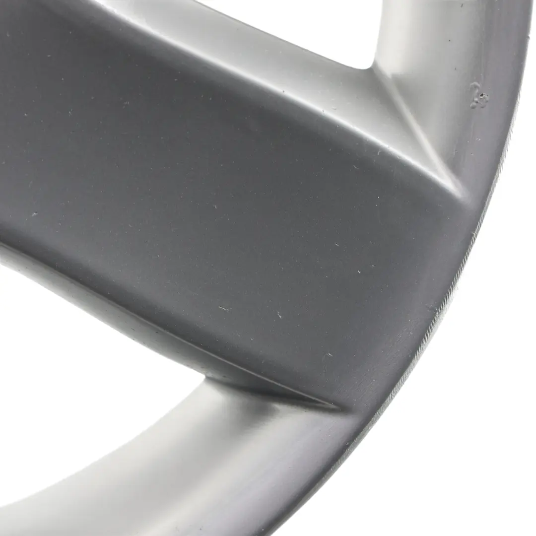 jante alliage argent 17" 7J ET:56 pour Mercedes Vito W639 à propos du numéro de pièce A6394011902 Mercedes Vito W639 jante alliage argent 17" 7J ET:56 - SKU A6394011902-1 - Numéro de pièce A6394011902