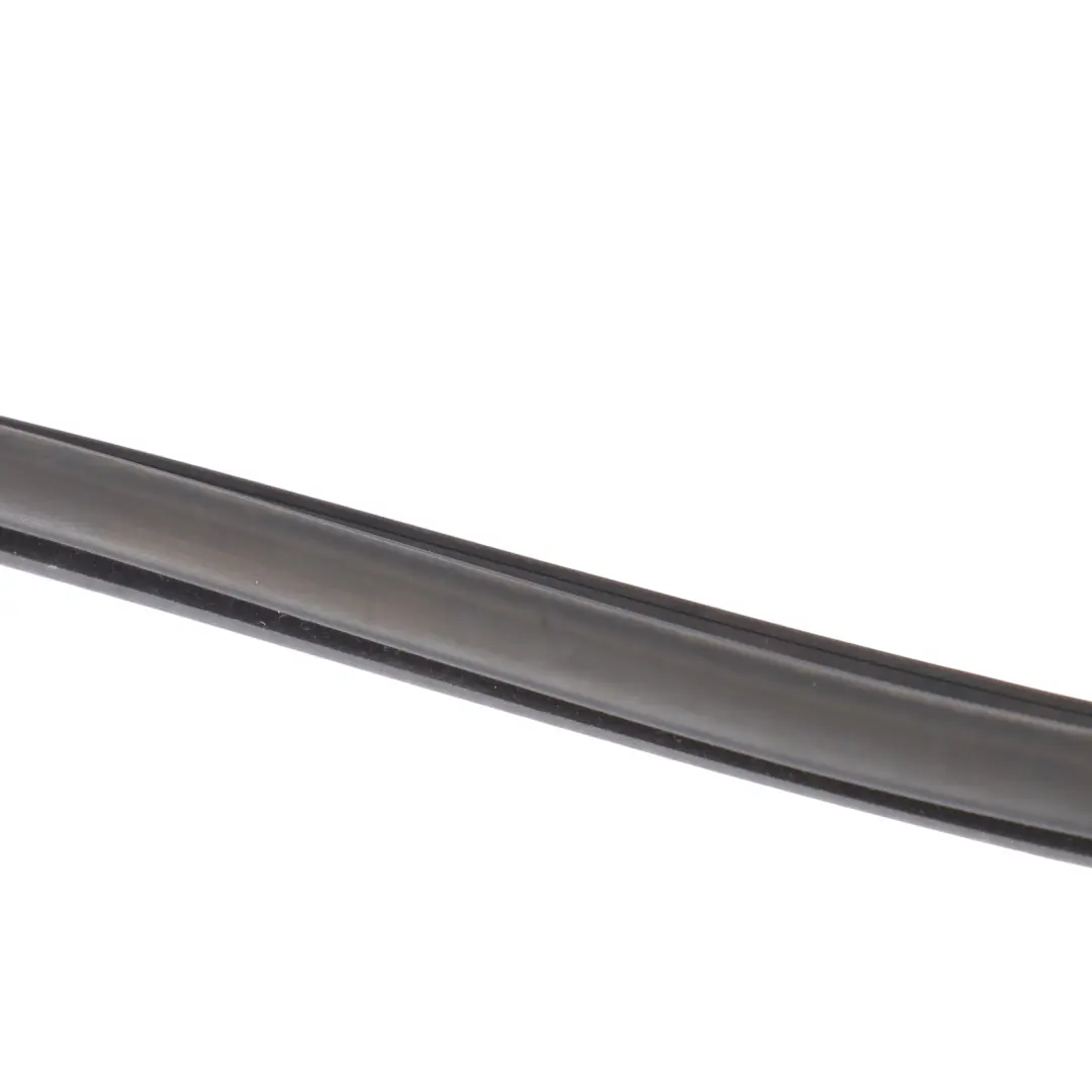 gauche Fenêtre Guide Scellement des rails pour Mercedes W639 Porte avant à propos du numéro de pièce A6397200217 Mercedes W639 Porte avant gauche Fenêtre Guide Scellement des rails - SKU A6397200217 - Numéro de pièce A6397200217