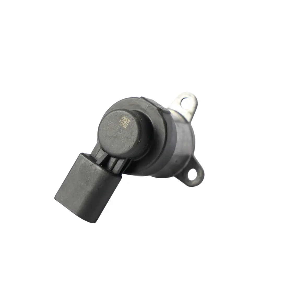 Kraftstoff Quantitäts Regelventil Regler OM642 für Mercedes W164 A207 mit Teilenummer A6420740384 Mercedes W164 A207 Kraftstoff Quantitäts Regelventil Regler OM642 - SKU A6420740384 - Teilenummer A6420740384