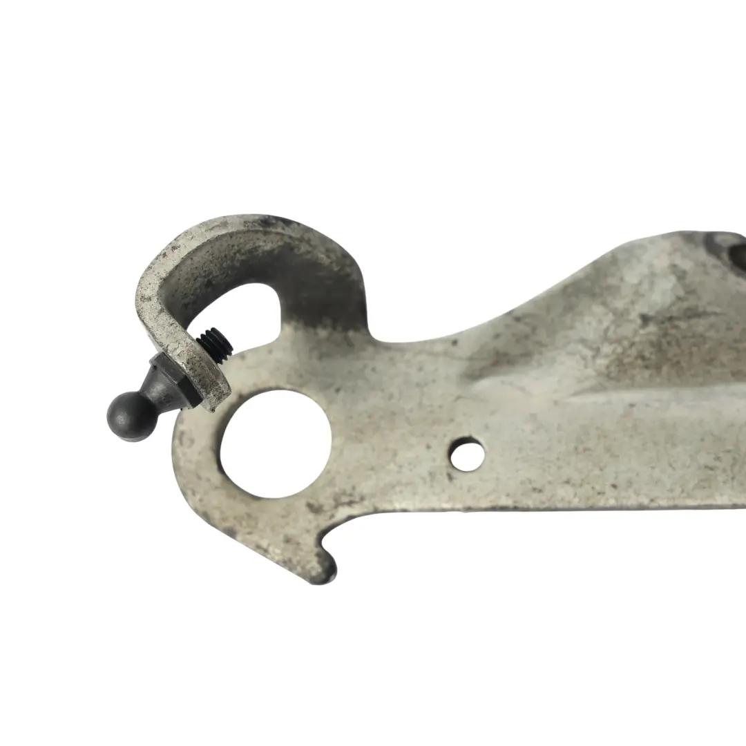 Lifting Hook Lug Catch OM642 to Mercedes W204 C207 W212 W639 Engine with Part number A6422240843 Mercedes W204 C207 W212 W639 Engine Lifting Hook Lug Catch OM642 - SKU A6422240843 - Part number A6422240843